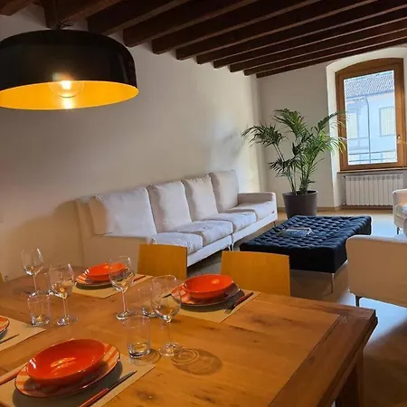 Vendégház Tra Le Torri Bergamo