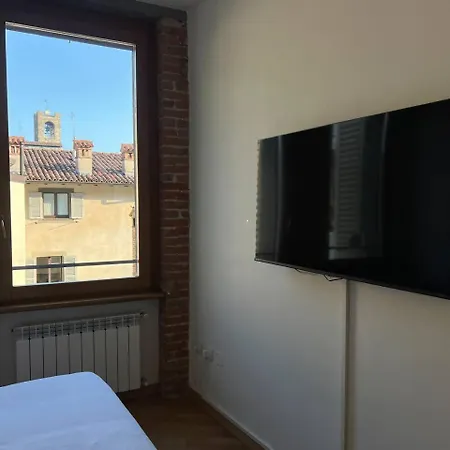 Tra Le Torri